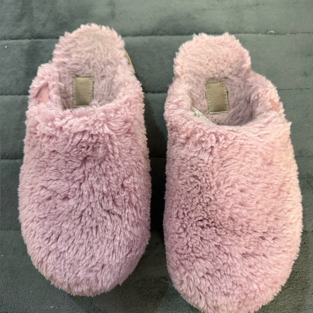 UGG Women's Fuzz Sugar Slide Slipper  Pink size 7